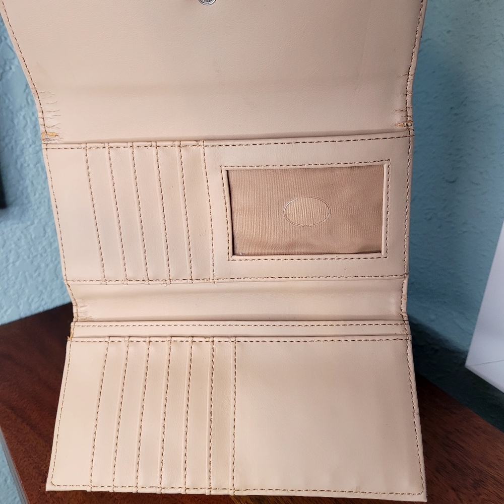 GUESS Metallic Wallet - Picture 7 of 14